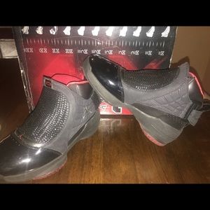 Jordan Bred 19s